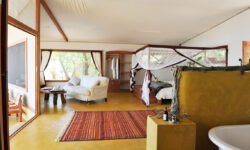 pb-safari-tent-with-bedroom