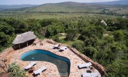 Kleins Camp Pool with stunning views of Serengeti