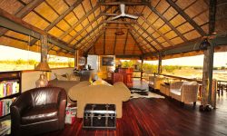 Nehimba Lodge - Lounge area